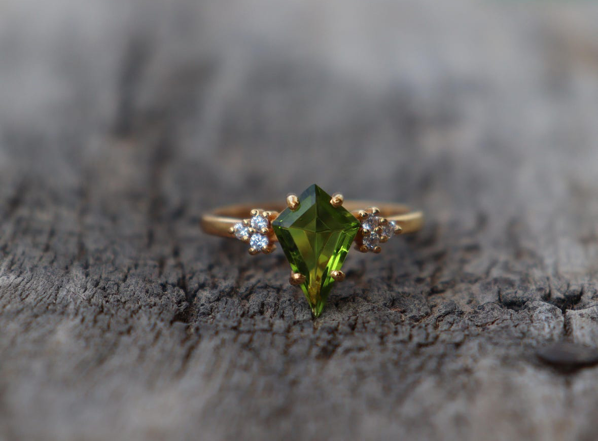 เช่นเดียวกับภาพ