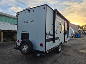 VENDEDOR VERIFICADO: Autocaravana Usada Forest River RV Cherokee Wolf Pup 16PF del 2020 DISPONIBLE PARA LA VENTA - Product Image 5