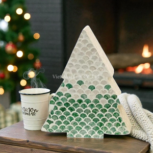 Ornement de Noël artisanal en nacre pour la décoration de la maison, les fêtes et les cadeaux de saison en provenance du Vietnam - Product Image 1