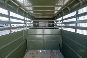 Cheap High Quality DELCO Aluminum Livestock <b>Trailer</b> Dual Axle Olive Green Ventilated Sides With Red Reflectors - Product Image 6