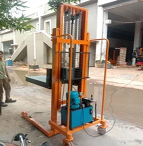 Gerbeur de palettes mobile à commande ca Hauteur de la fourche réglable Roues de chariot élévateur en nylon/PU pour le chargement/déchargement de l'usine de stockage de marchandises - Product Image 6