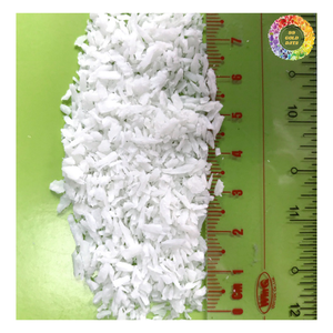Noix de coco desséchée à teneur moyenne en matière grasse, poudre de noix de coco desséchée à faible teneur en matière grasse, flocons de noix de coco râpés et copeaux de noix de coco secs pour la cuisson - Product Image 5