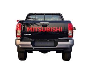 Pick-up double cabine 4x4 2024, moteur essence 4.1-6L, boîte automatique, norme Euro IV, véhicule utilitaire, sièges en cuir à droite - Product Image 3