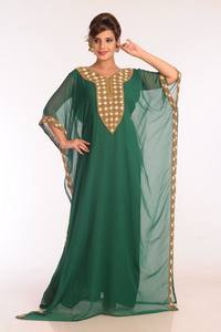 Caftans islamiques brodés en georgette verte - Product Image 5