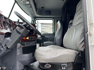 Mack CXU613 Usado del 2015 - Product Image 2