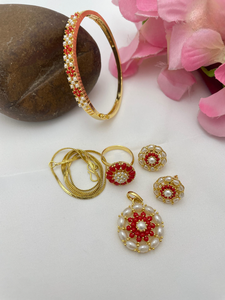 Joli ensemble de pendentifs ajustables pour filles et femmes, médaillon de perles classiques, bijoux élégants en laiton pour toutes les occasions. - Product Image 2