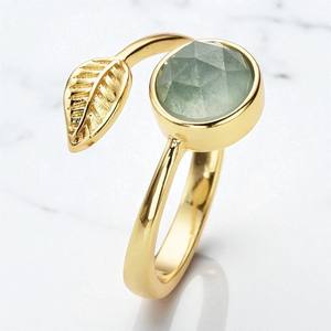 Anillo redondo de hoja de piedras preciosas de aguamarina-Anillo de moda de piedras preciosas chapadas en oro-Anillo ajustable de diseñador al por mayor - Product Image 1