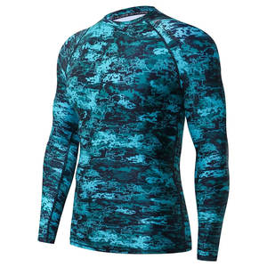 Ropa de gimnasio de diseño personalizado Rash Guard de manga larga de compresión unisex de la mejor calidad para natación de adultos y niños - Product Image 3