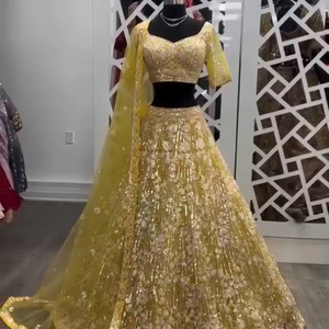 Fancy Ladies' Yellow Traditional Lehenga Choli Set con Dupatta Soft Net Thread Sequence Work Vestido largo y pesado y Anarkali - Product Image 5