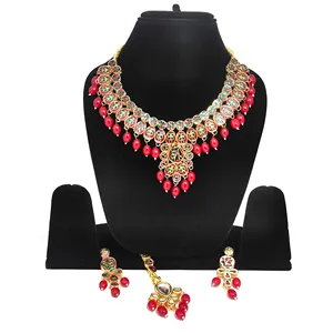 Ensemble de collier Kundan rouge perlé Meenakari en laiton plaqué or, bijoux fins avec perles et diamants pour mariage ou cadeau - Product Image 3