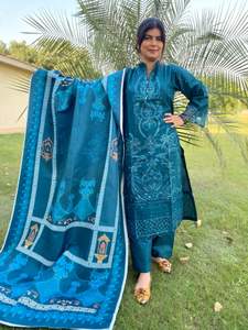 Última Moda en Ropa de Invierno Khaddar de Alta Calidad para Mujer, Salwar Kameez Bordado, Ropa India y Pakistaní - Product Image 2
