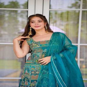 VASTRA COTTAGE Jimmy Organza Digital Printed <b>Kurta</b> Plazzo with Organza Dupatta Gota Patti Lace Stitched Designer Ethnic Wear - Product Image 2