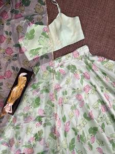 Hermosa Organza con estampado floral Lehenga Choli con Dupatta para mujer, ropa de fiesta, ropa festiva lehenga choli Organza dupatta - Product Image 6