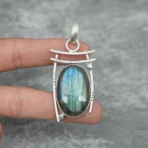 Pendentif en labradorite, pierre précieuse, argent sterling 925, bijoux faits à la main, pour enfants et femmes, haute qualité, classique, cadeau d'anniversaire élégant - Product Image 1
