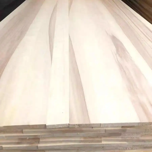 Madera de álamo a granel suministrada para exportación, ideal para fabricación de muebles duraderos y Carpintería interior - Product Image 3
