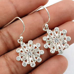 Boucles d'oreilles fleur de tempérament classique avec des pierres blanches CZ fabriquées à partir de boucles d'oreilles en argent Sterling 925 pour les femmes en gros bijoux Boho - Product Image 2