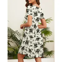 Vestido camisero informal de manga corta con cuello en V, estampado de rosas negras, ecológico, con botones y bolsillos, corte holgado, estilo swing, para mujer, de Bangladesh.
