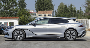 Denza Z9GT 2024 Pro Eléctrico 630km 4WD con Volante a la Izquierda, Nuevo, Batería de 90-110kWh, 150-200kW - Product Image 2