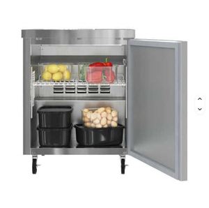 Réfrigérateur commercial autonome à porte battante de 27 pouces, à poser sous comptoir, 6,3 pieds cubes Capacité de 88 lb. Étagères réglables 3 ans - Product Image 2