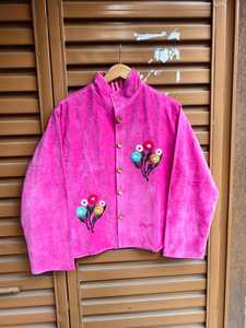 Chaqueta de terciopelo Suzani hecha a mano, abrigo floral bordado, chaquetas de terciopelo de colores para unisex. - Product Image 3
