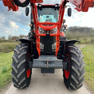 Tractor de calidad premium Kubota M7 152 Compre hoy y obtenga una entrega rápida para mantener su granja funcionando sin problemas y productivamente - Product Image 1