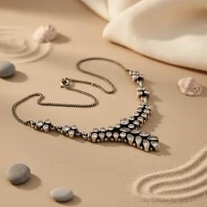 Collier vintage pour femme en argent 925 plaqué rhodium avec cristaux et strass, chaîne serpent, bijoux à porter au quotidien - Product Image 1