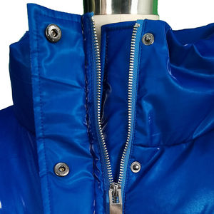 Customize Shiny Women's <b>Quilted</b> Jackets <b>Thick</b> Cold Weather Breathable Streetwear Plus Size Female Bubble Jackets - Product Image 3