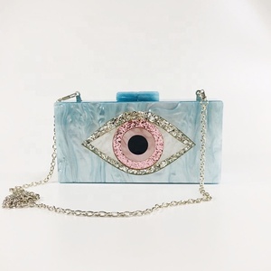 Pochette en résine de qualité supérieure pour femme Sac à main à la mode pour les accessoires de fête pour la Saint-Valentin à bas prix - Product Image 3
