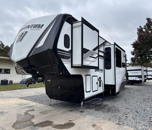 NUEVO 2025 G-R-A-N-D RV D-E-S-I-G-N M-O-M-E-N-T-U-M Clase M 344M DISPONIBLE PARA LA VENTA - Product Image 1