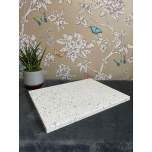 Grand plateau en bois marbré sophistiqué pour trancher les viandes et les légumes pour la cuisine - Product Image 1