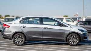 2023 Toyo Ta Belta 1.5L Motor de gasolina Sedan Luz Interior Asientos de cuero I-Force Max Premium Transmisión automática Coches usados - Product Image 5