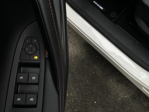 Nouveau SUV compact 2025, moteur turbo 1.5T, boîte de vitesses manuelle 6 vitesses, véhicule haut de gamme à vendre - Product Image 6