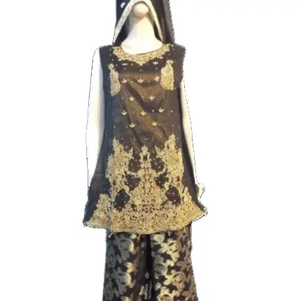 Женское шифоновое платье с вышивкой