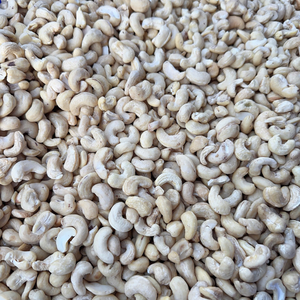 Private Label Packaging Cashew W180 W240 W320 Cashew <b>Nuts</b> Wholesale <b>Nuts</b> <b>Kernels</b> SANTIGO First Quality - Product Image 1