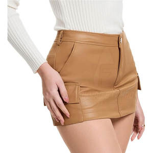 Pantalones Cortos de Cuero Personalizados, Transpirables, Resistentes al Viento, Estilo Urbano, Casual, Cintura Elástica Regular, Ecológicos para Mujer - Product Image 3