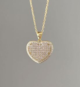 Delicado collar apilable de corazón de plata Moissanite Pave Diamond Heart Pendant regalo para su collar de encanto de corazón - Product Image 3
