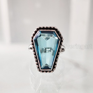 แหวนผู้หญิง พลอยบลูโทแพซธรรมชาติ รูปทรงโลงศพ ของขวัญวันเกิดเดือนพฤศจิกายน ของขวัญวันครบรอบสไตล์ตะวันออก แหวนเงินแท้ 925 ทำมือ - Product Image 1