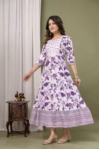 เดรสแม็กซี่พิมพ์ลายดอกไม้สำหรับผู้หญิงอินเทรนด์ผ้าเรยอนนุ่มสำหรับงานปาร์ตี้และวันหยุดพักผ่อน - Product Image 2