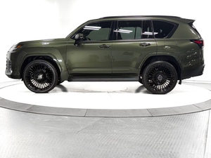 Lexus LX 600 PREMIUM 4WD 2025, Motor V6 Twin Turbo de 3.4L con 409 HP - Product Image 3