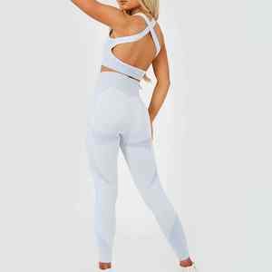 2025 meilleur Design 3 pièces ensemble de Yoga de haute qualité pour les femmes Logo personnalisé taille haute Fitness vêtements d'entraînement respirant solide - Product Image 4