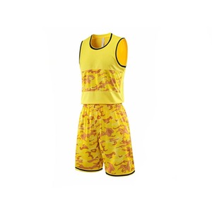 Venta caliente de impresión personalizada de baloncesto uniformes de alta calidad Reversible sublimado al por mayor ropa deportiva - Product Image 5