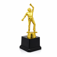 Nouveau Trophée de Volleyball en Plastique Doré de 20,5 cm 2026 avec Logo Personnalisé, Récompense MVP du Tournoi et du Championnat, Base Noire et Rouge