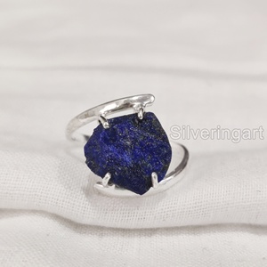 Bague pour femme en pierre brute, Lapis Lazuli naturel, avec croix et griffes, en argent sterling 925, bijou de Noël - Product Image 1