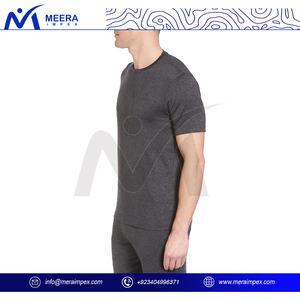 เสื้อยืดผู้ชายที่ทนทานและดูแลรักษาง่ายมีหลายสีและหลายขนาดและยังปรับแต่งด้วยโลโก้ของทีมชื่อและหมายเลข - Product Image 3