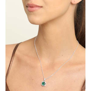 CLARA Colgante de Plata de Ley 925 con Zirconia Cúbica Verde Oscuro, Corte Cojín, Diseño Geométrico, Baño de Rodio, Regalo para Mujeres y Niñas - Product Image 4