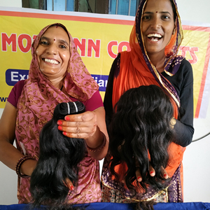 Vente en gros de cheveux vierges Remy à cuticules longues alignées Vague d'eau Vague profonde Couleur noire naturelle Temple non transformé Cheveux humains indiens - Product Image 5