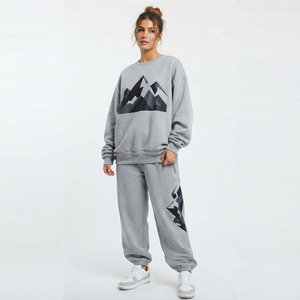 Conjunto de Sudadera y Pantalones de Chándal de Forro Polar Estampado para Mujer, Tallas Grandes, Cuello Redondo, Manga Larga, Ajuste Holgado, Estilo Casual Urbano, Ropa de Invierno - Product Image 1
