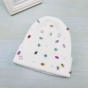 Bonnets en strass de qualité supérieure avec logo et design personnalisés pour hommes et femmes, faible MOQ, prix bas, bonnets personnalisés en vente - Product Image 2
