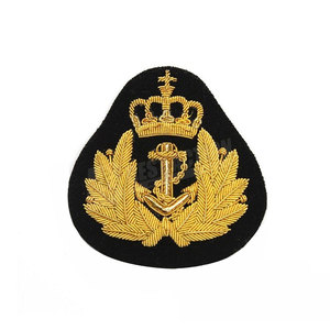 Insignia de bordado 3D hecha a mano de alta calidad El mejor diseño con decoración de encaje Totalmente personalizable y bajo MOQ - Product Image 3