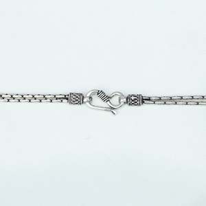 Collier en argent 925 Ayushi avec perles pendantes, motif de chaîne à nœuds floraux - Product Image 5